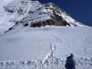Verso attacco della normale. Dalla pista per il rifugio.