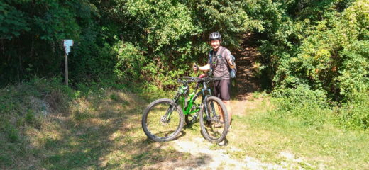 fine del sentiero; ora si sale su asfalto a Silodo superiore e poi giù fino all'arrivo.