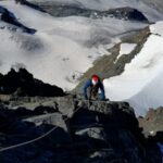 In salita sul tratto roccioso