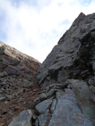 canalino da NON fare, al segno rosso sotto tagliare a sx