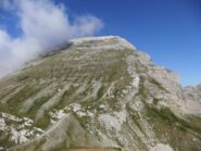 Il Mongioie comincia a sparire nelle nubi ...