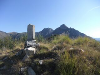 In vetta al Monte Lega