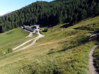D1 rifugio in vista dal sentiero di costa Tardiva