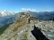 tra i ruderi della cima