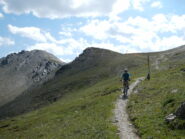 in discesa dal colle della Rho