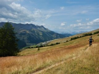 Laggiù, a sinistra, St. Veran.