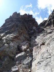 la doppia di 30mt giu' dalla Canzio procedendo in direzione est..