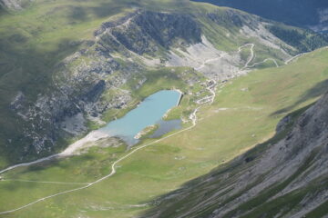 la diga di Le Saut da dove parte il sentiero