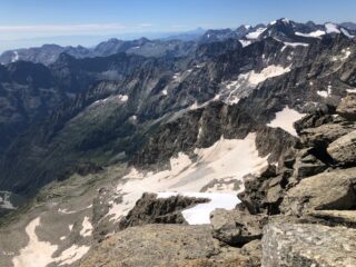 dalla vetta vista del Colle Fea e del ghiacciaio su cui si transita