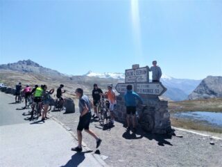 In coda per la foto di rito all'Iseran.