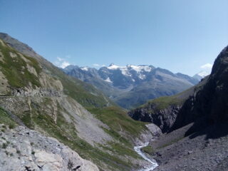 Scendendo dall'Iseran, il panorama sul 