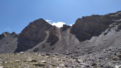 Il ripido sentiero percorso in discesa dal colle di Ciaslaras al Colle Marinet