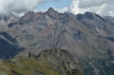 Punta Garin al centro vista da Punta Pousset
