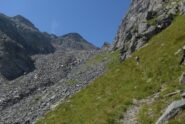 Il ripido traverso verso il passo