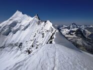 Cresta e Whisshorn dalla cima del Bishorn. A destra spicca la Dent Blanche.