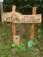 Cartello del sentiero 