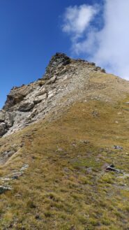 La dorsale di salita vista dal colle del Beth