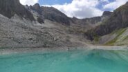 Il lago e al fondo a sx della punta aguzza colle e cima