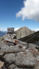 dalle Pierres Blanches al fondo il Monte dell'Aquila..