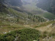 dopo il traverso, traccia di discesa verso l'alpe Arvus