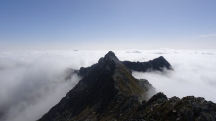 Verso Punta Tre Vescovi dalla Punta Lazoney