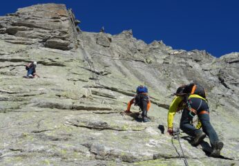 Ultimo tratto su facili scale metalliche.