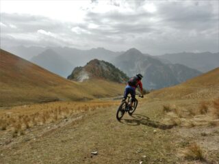 Una discesa che consente di godersi il panorama...