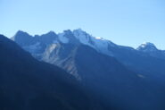 dall'Herbetet al Ciarforon con il Gran Paradiso in centro