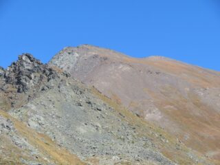 Le due cime della P.ta di Laval (zoom da Rif. Grauson)
