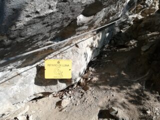 Deviazione per la Grotta di Luna