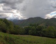 Panorama suggestivo tra Mondagnola e Soprana in una non bellissima domenica di settembre inoltrato.