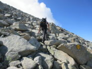 Parte finale su blocchi di roccia