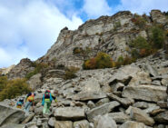 charset=InvalidCharsetId binary comment