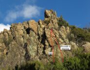 Torrione 7, paretina sud con le vie Zazà e Ricordati di respirare