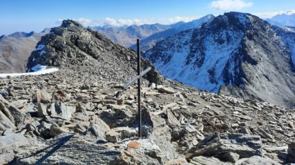 croce di vetta, punta sud e punta Ciatagnera