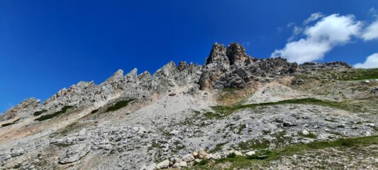 Cir sopra al sentiero che collega i due rifugi