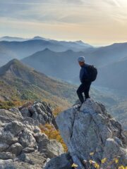 Su uno spuntone nella prima parte