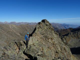 Ultimo tratto di cresta discretamente panoramico