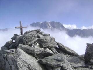 la vetta e il Mont Velan
