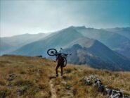 Portage tra il colle Arpiola a la cima