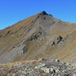 La punta vista dalla cresta che la unisce alla Punta Chaligne