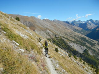 sentiero stretto ma ciclabile