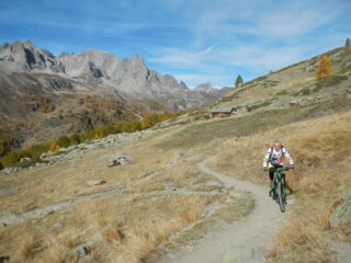 tratto pedalabile verso il Lac Laramon