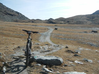 oltre il Lac de Savine.. verso il Col Clapier
