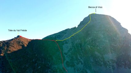 In rosso la parte finale della salita. In giallo la cresta NO della Becca di Vioù