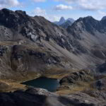 Veduta sui Laghi di Roburent e i monti Scaletta, Meja e Oserot dalla vetta