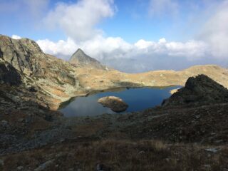 Scendendo al lago