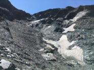 La salita sulla pietraia, lato Cogne