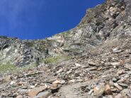 Il primo tratto di discesa effettuato, in uscita dalla cengia-canale