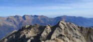 L'anticima, vista dalla cima.